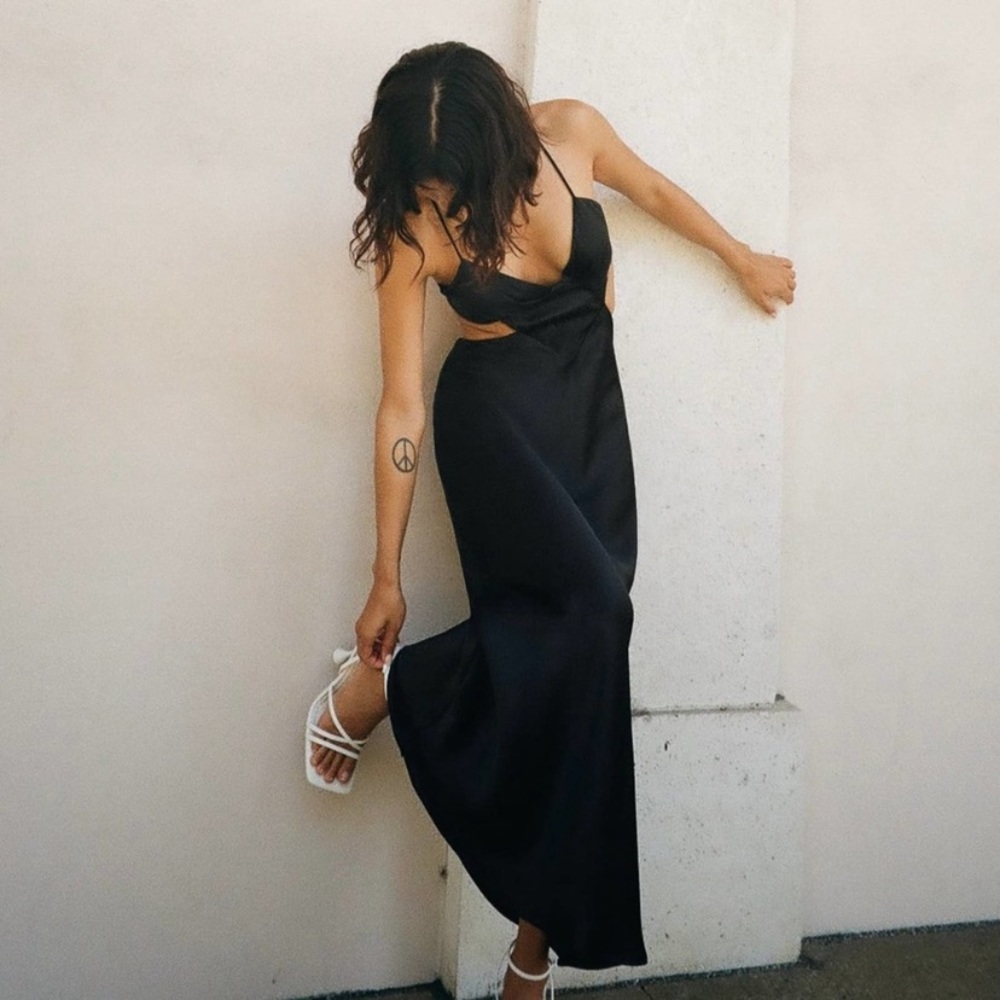 ZARA SATIN DRESS WITH CUT-OUT DETAIL - Picture 4 of 6